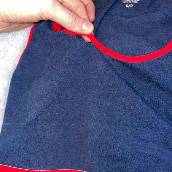 Tommy Hilfiger two piece set - Picture 2 of 2